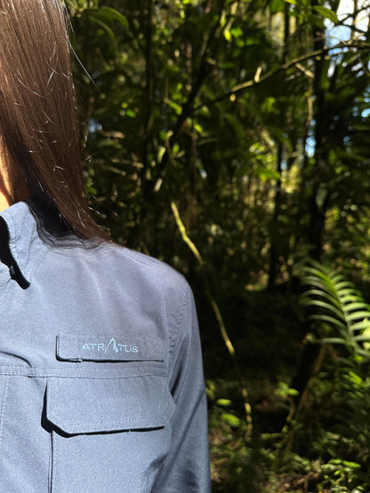 Camisa Athene Azul Petróleo Mujer